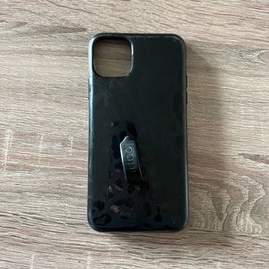 Loopy iPhone 11proMax black leopard phone case
